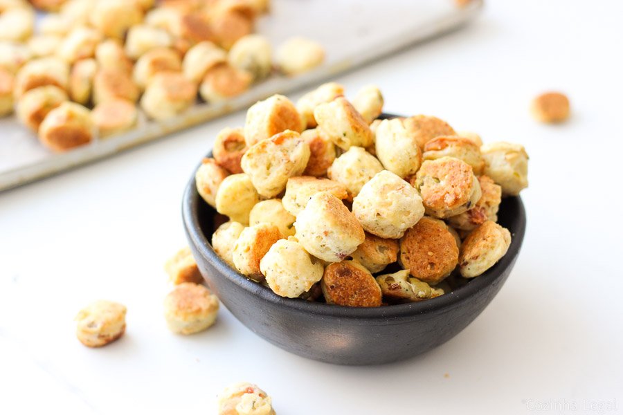 These crispy, savory homemade biscuits are packed with smoky bacon, salty parmesan, and briny olives. One bowl, no mixer, and on the table in under 30 minutes.